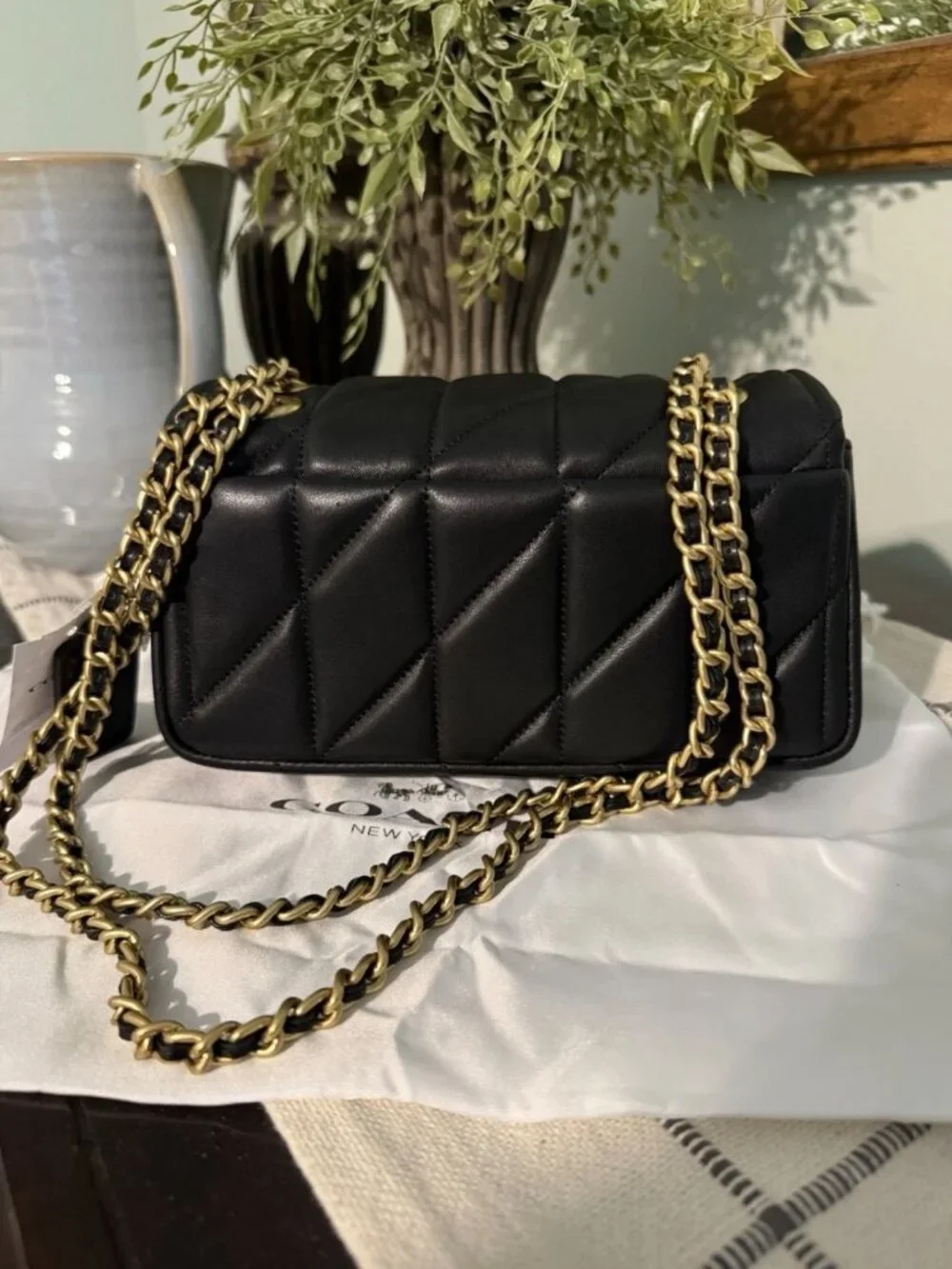 Coach Shoulder Bag Tobby 20